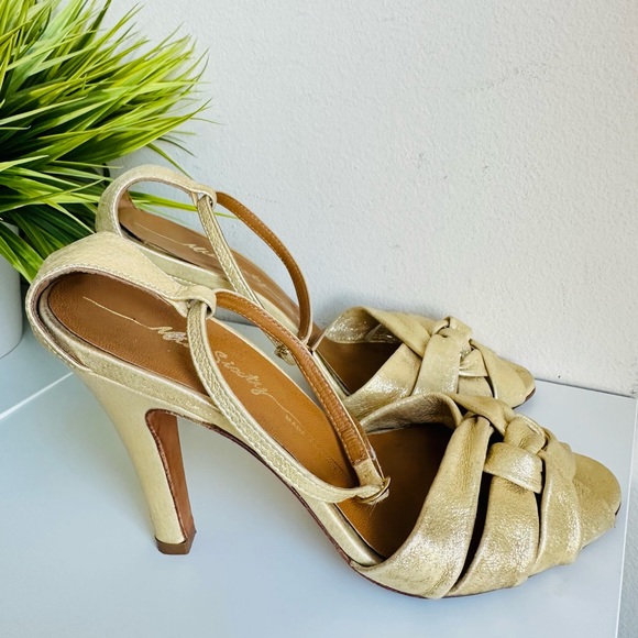 Miss Sixty | Leather Gold Sandals - Picture 11 of 16